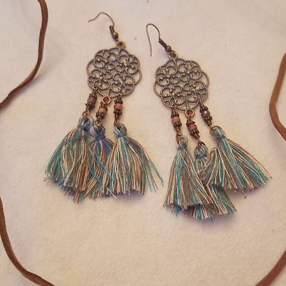 Bohemian Tassel Necklace and Earring Set - Picture 5 of 7